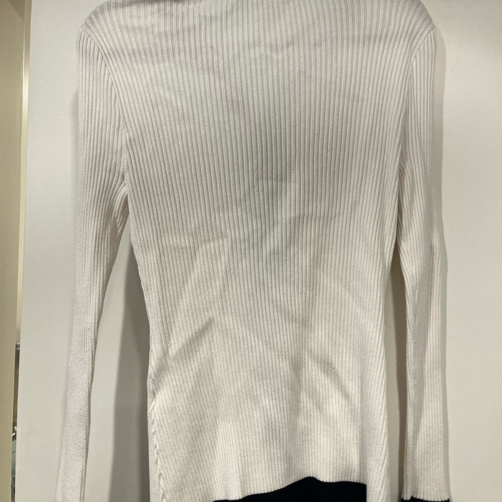 White and Black Ribbed Fitted Cardigan - Picture 2 of 2